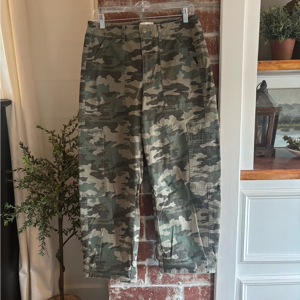 Camo Barrel Jeans